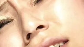 Azgın Asyalı Güzel Sakura Kiryu, Akıl Almaz Bir Seks Öncesinde Vibratörle Uyarılıyor
